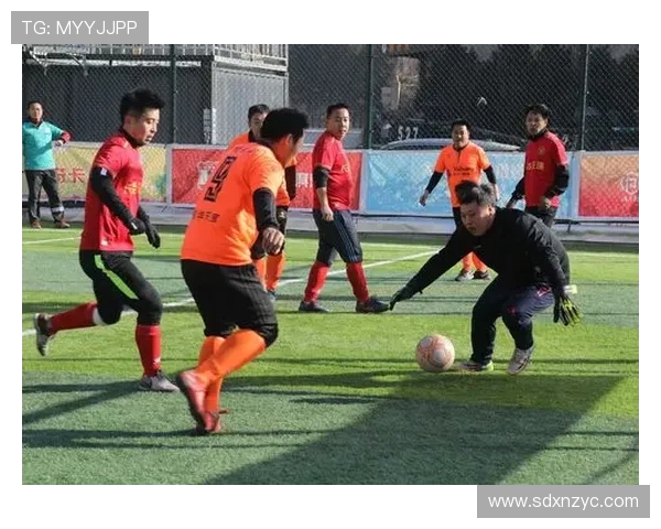 刘秀英独家揭秘足球技巧与心得分享助你提升球技与战术理解 刘秀英独家揭秘足球技巧与心得分享助你提升球技与战术理解