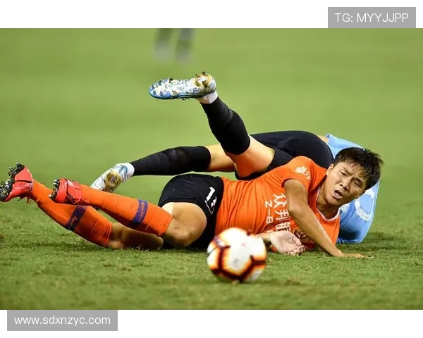 聚焦武汉足球队近期状态分析与未来展望 聚焦武汉足球队近期状态分析与未来展望