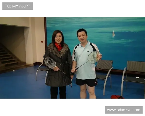 武汉羽毛球队与南京羽毛球队赛后复盘团队协作的成功与不足分析
